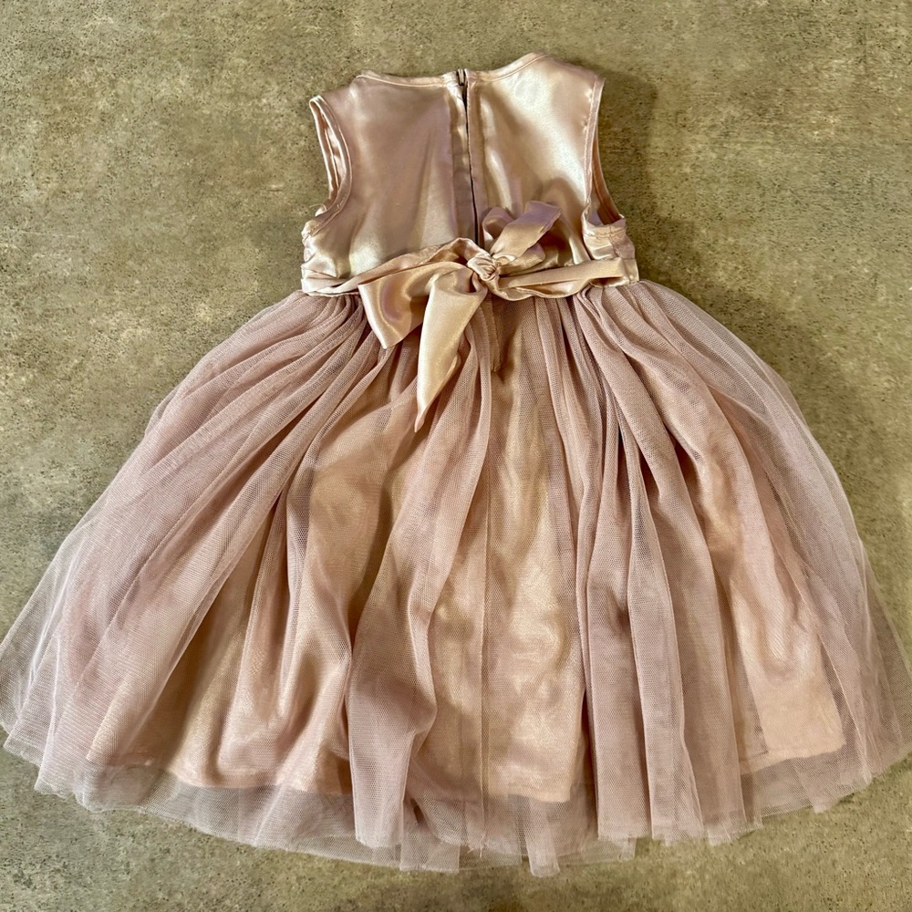 Adorable Elegant Pink Infant Sequin & Tulle Dress, Girls Size 12M - Picture 7 of 8